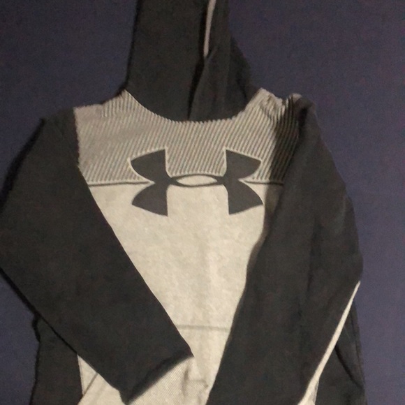 Black and grey hoodies under armour - Picture 2 of 2